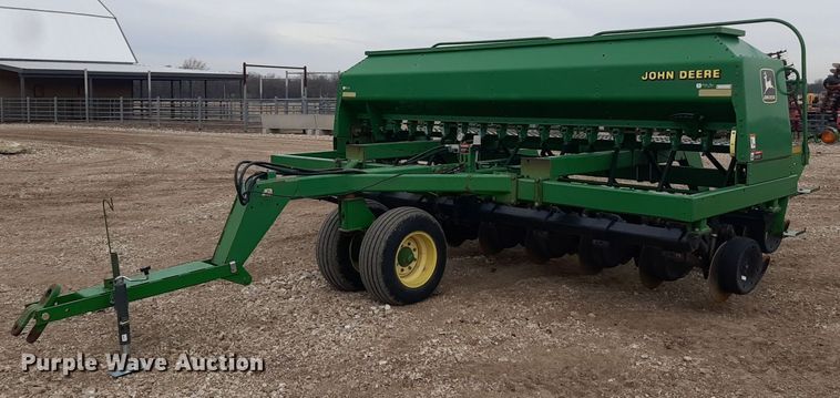 image for item LY9000 John Deere 1560  grain drill
