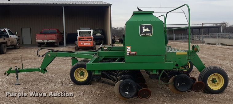 image for item LY9000 John Deere 1560  grain drill