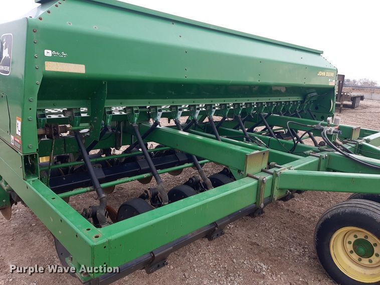 image for item LY9000 John Deere 1560  grain drill