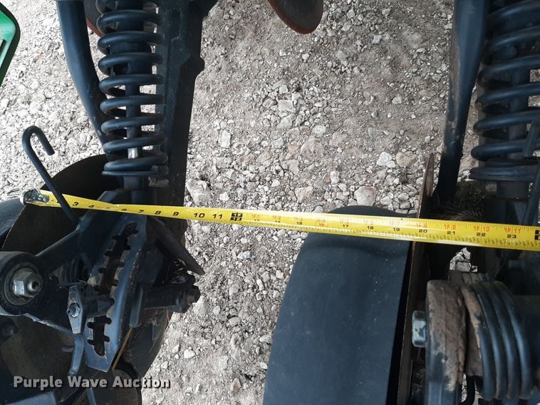 image for item LY9000 John Deere 1560  grain drill