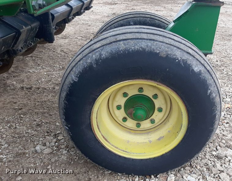 image for item LY9000 John Deere 1560  grain drill