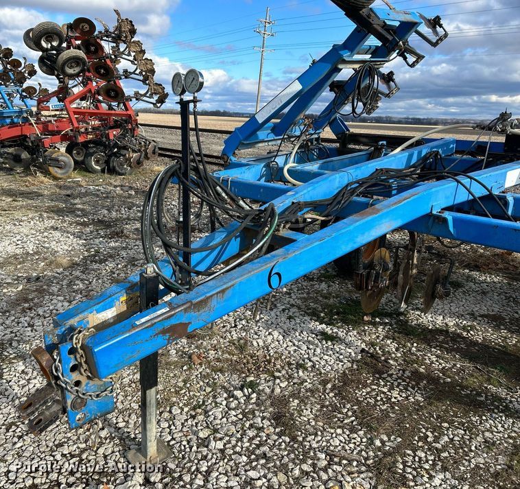 image for item NE9686 DMI Nutri-Placr 4250  NH3 applicator