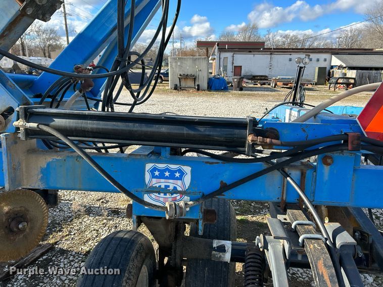 image for item NE9686 DMI Nutri-Placr 4250  NH3 applicator