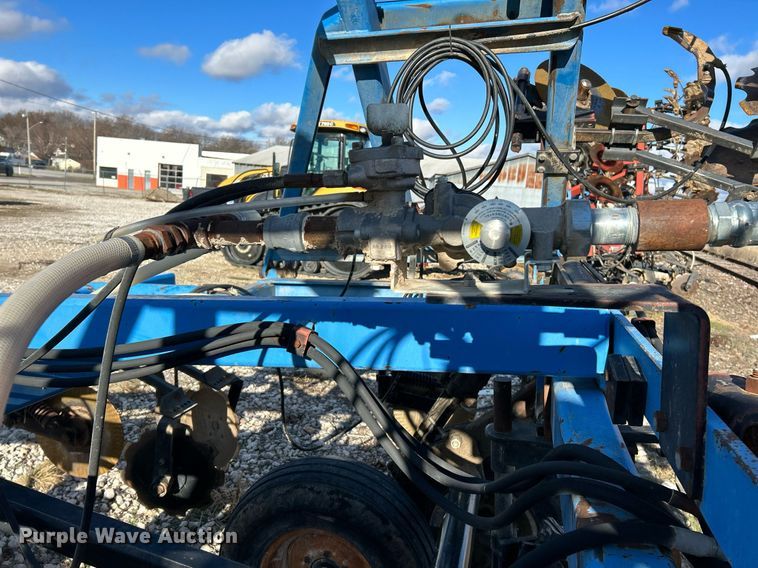 image for item NE9686 DMI Nutri-Placr 4250  NH3 applicator