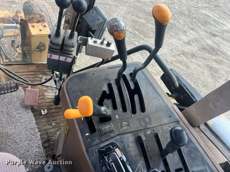 image for item NN9355 1994 John Deere 6400 tractor