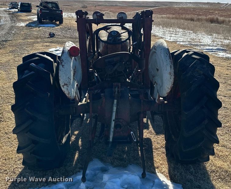 image for item NS9151 Ford 851  MFWD tractor