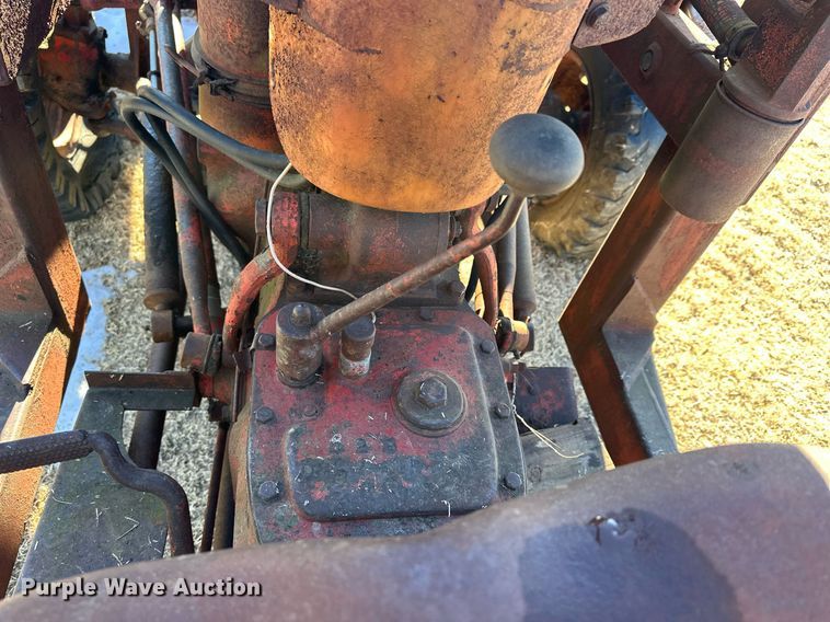 image for item NS9151 Ford 851  MFWD tractor