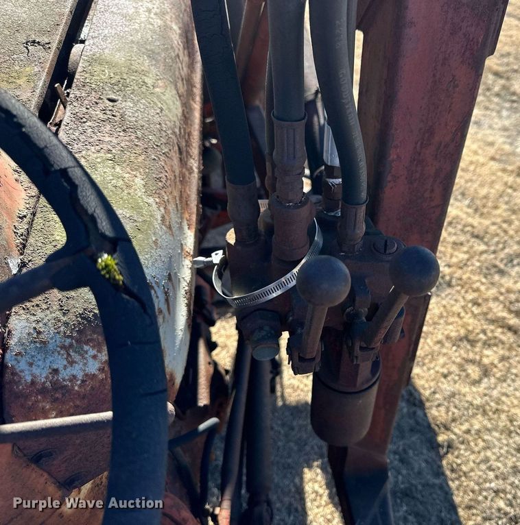 image for item NS9151 Ford 851  MFWD tractor