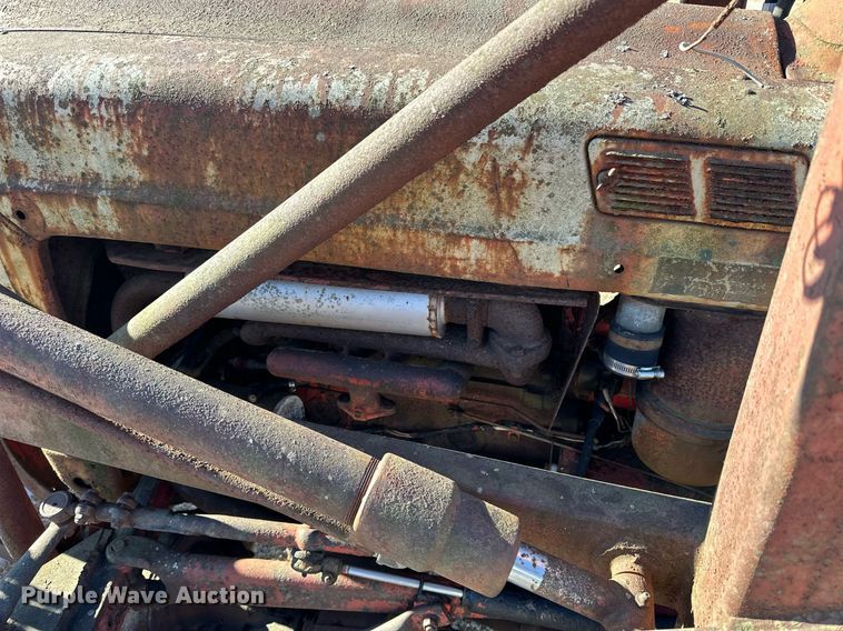image for item NS9151 Ford 851  MFWD tractor