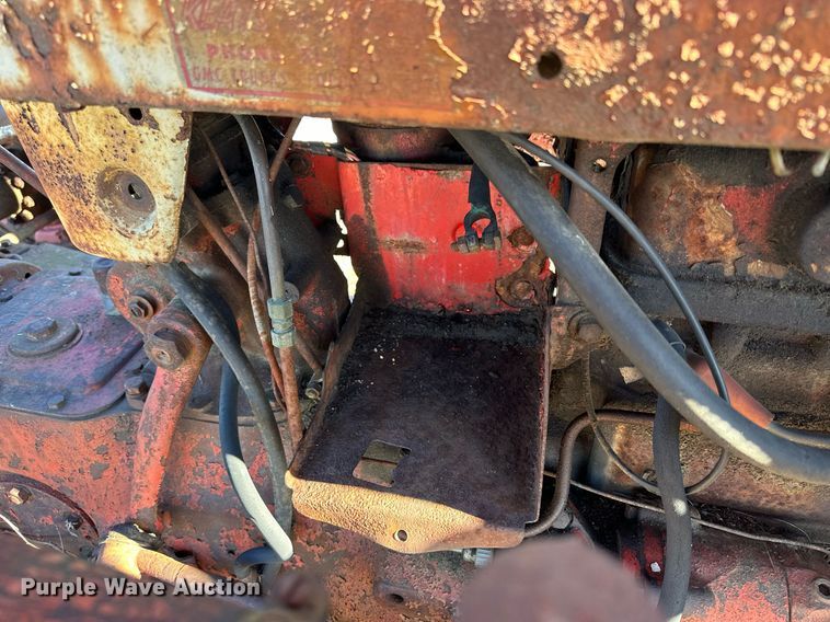 image for item NS9151 Ford 851  MFWD tractor