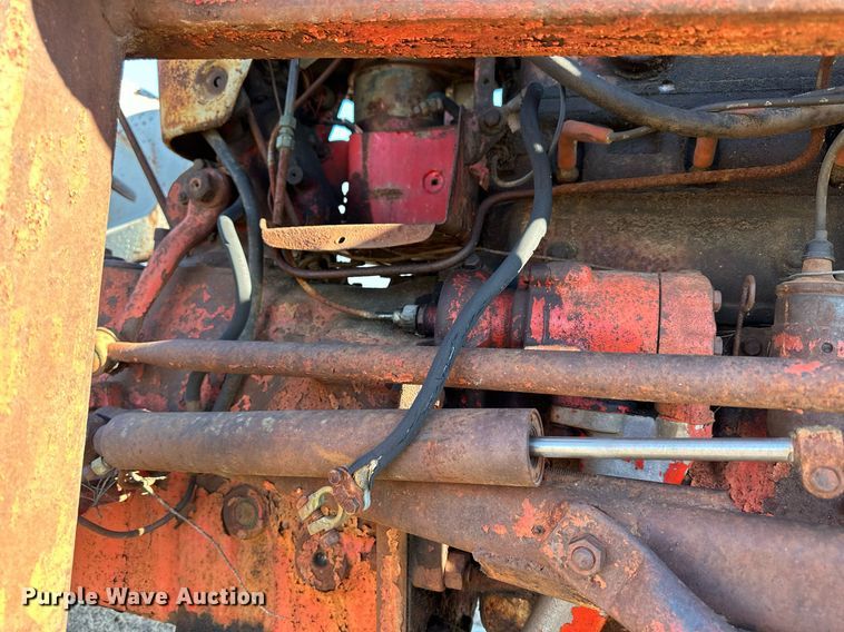 image for item NS9151 Ford 851  MFWD tractor