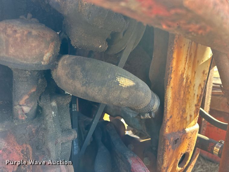 image for item NS9151 Ford 851  MFWD tractor