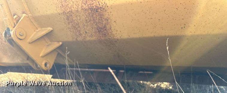 image for item NS9157 Holcomb 1200  scraper