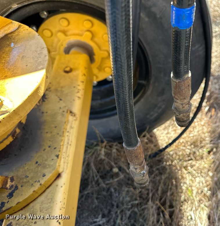 image for item NS9157 Holcomb 1200  scraper