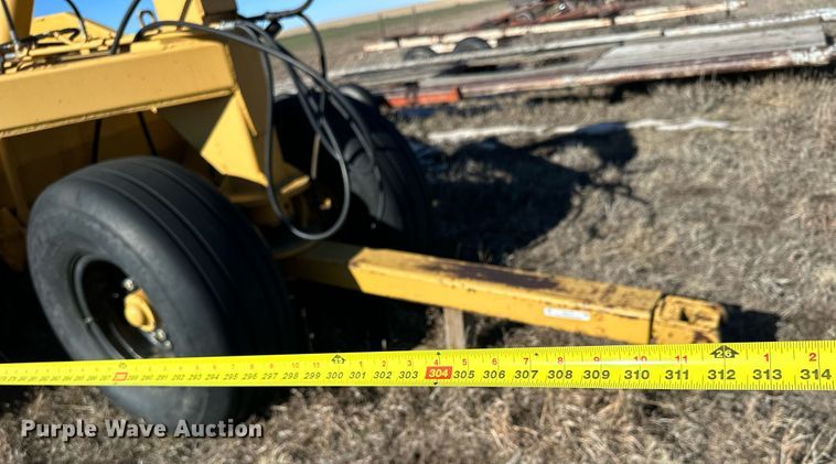 image for item NS9157 Holcomb 1200  scraper