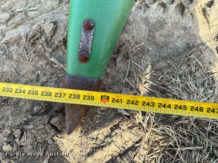 image for item OD9829 1996 John Deere 893  corn head