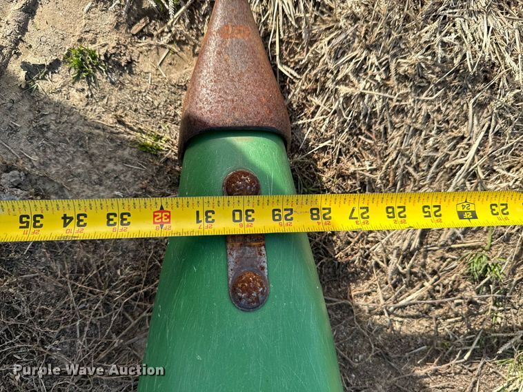 image for item OD9829 1996 John Deere 893  corn head