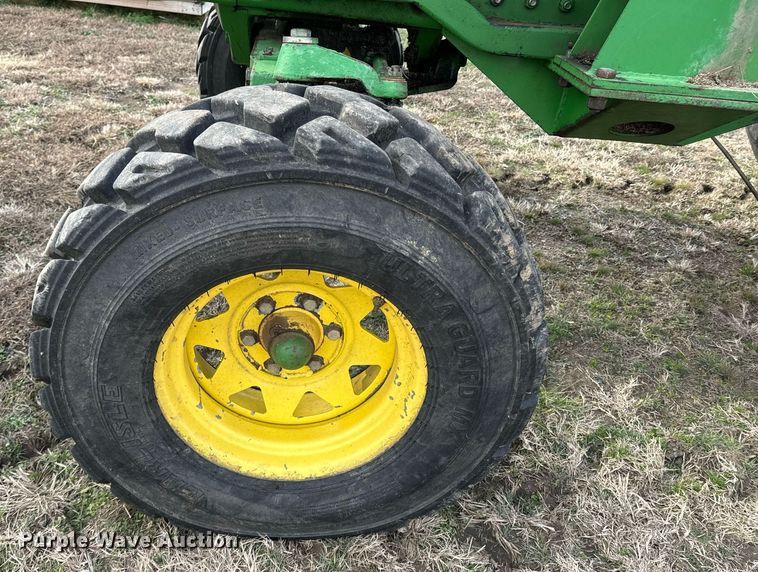 image for item OD9839 1981 John Deere 4040  tractor