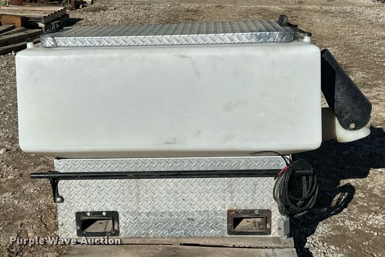 image for item OD9846 Feed Train  UTV feeder