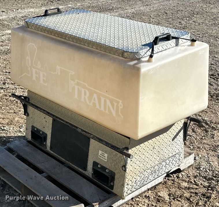 image for item OD9846 Feed Train  UTV feeder