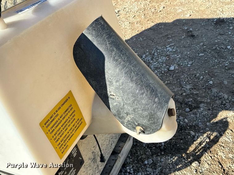 image for item OD9846 Feed Train  UTV feeder