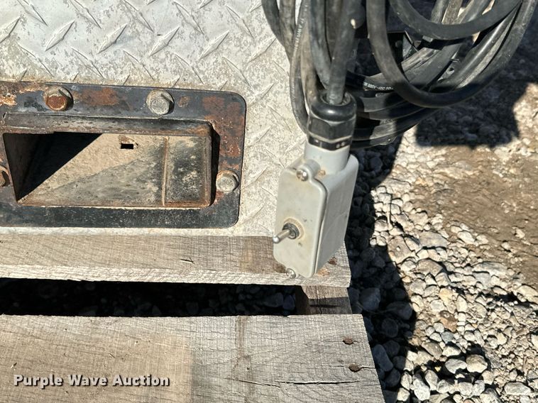 image for item OD9846 Feed Train  UTV feeder