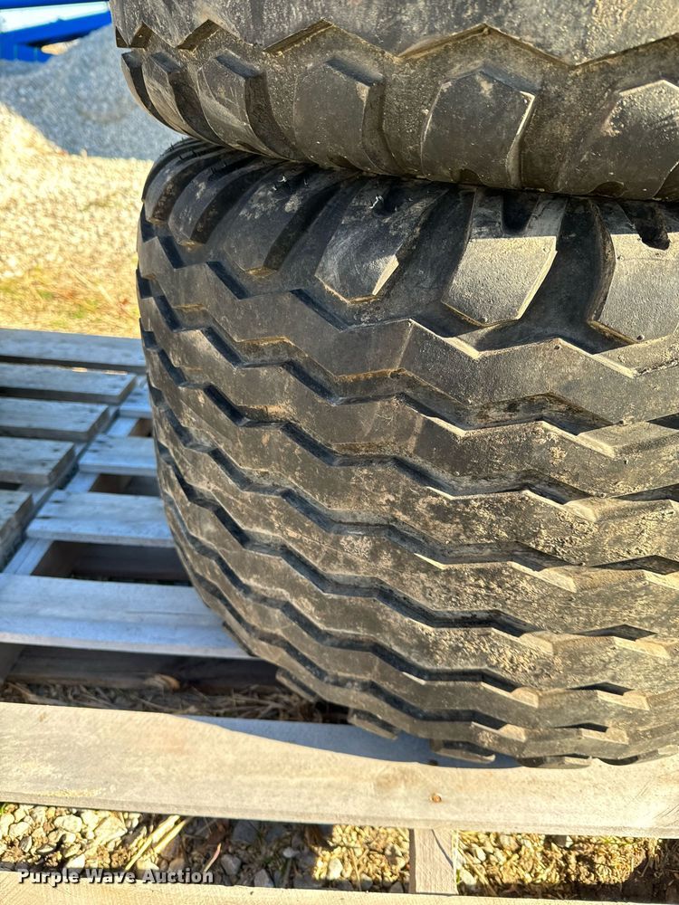 image for item OD9850 (4) Trelleborg AW305 tires