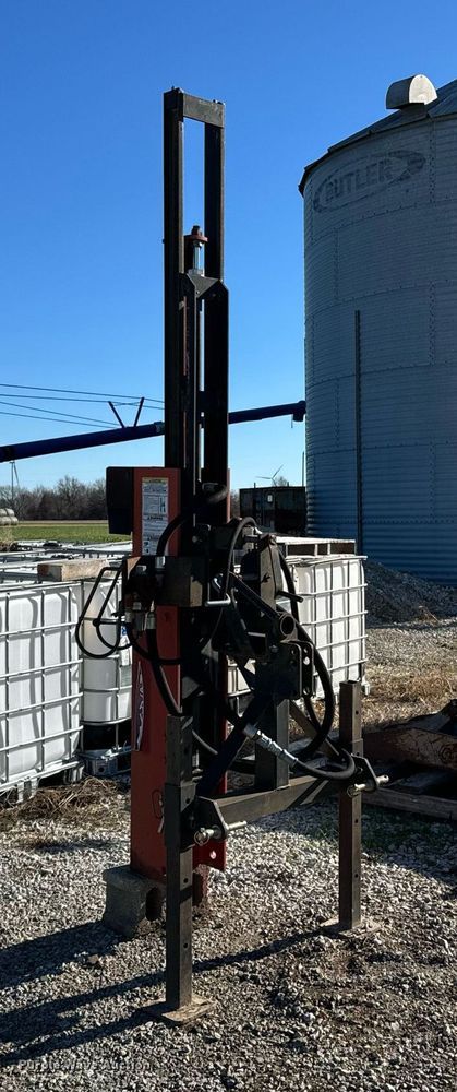 image for item OD9853 WorkSaver HDP-20  post driver