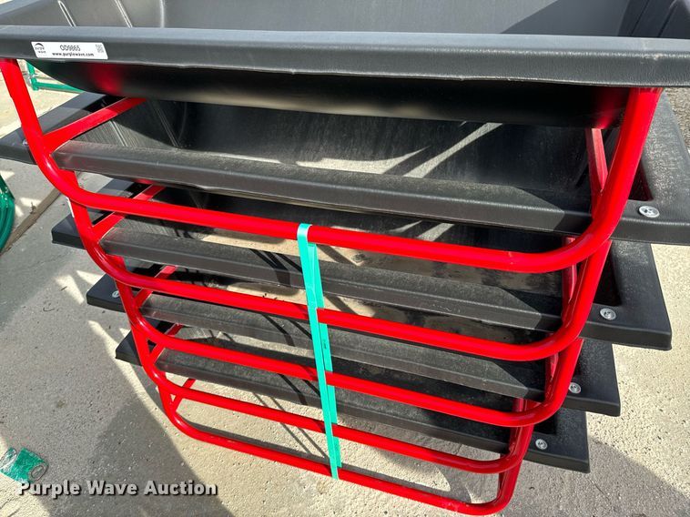 image for item OD9865 (5) B&W bunk feeders