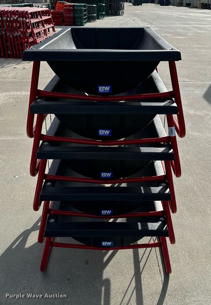 image for item OD9866 (5) B&W bunk feeders