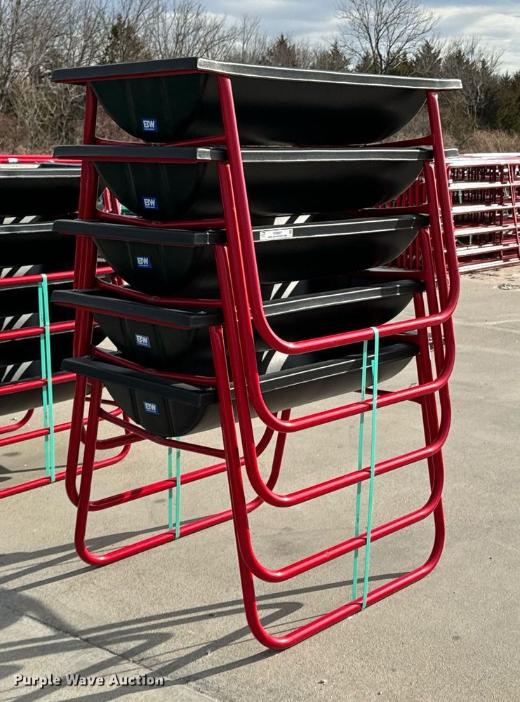 image for item OD9867 (5) B&W PT15070 bunk feeders