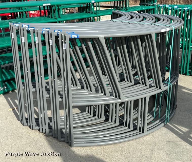 image for item OD9868 (5) B&W PT17019 bale feeders