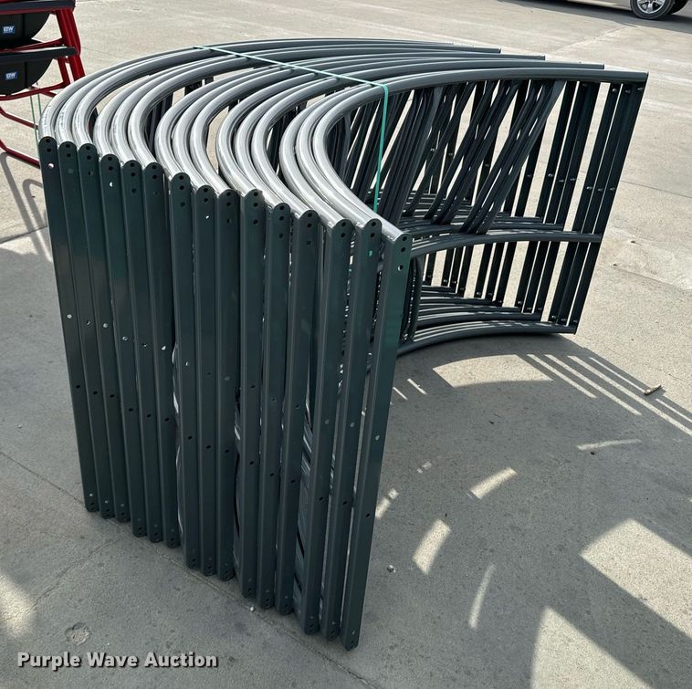 image for item OD9868 (5) B&W PT17019 bale feeders