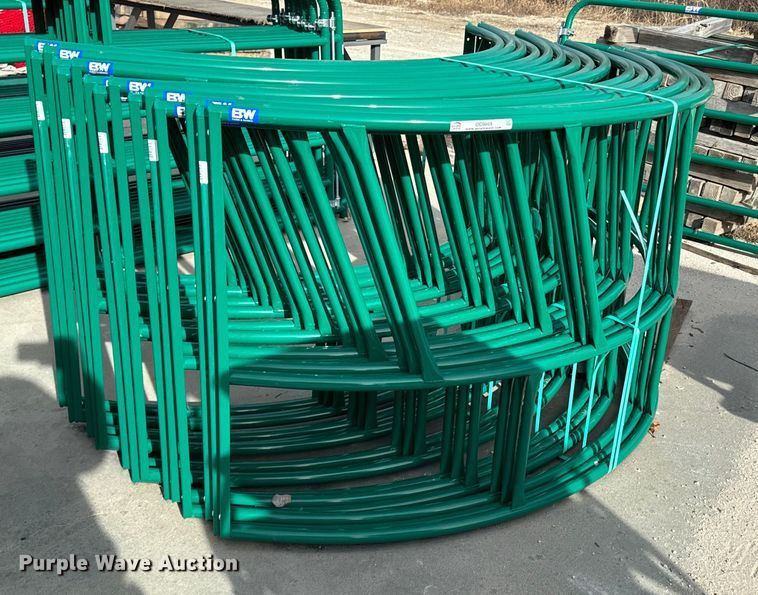 image for item OD9869 (5) B&W PT17020 bale feeders