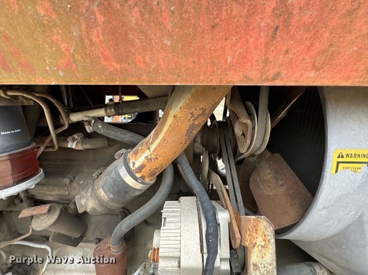 image for item OD9889 1976 Massey Ferguson 1085  tractor