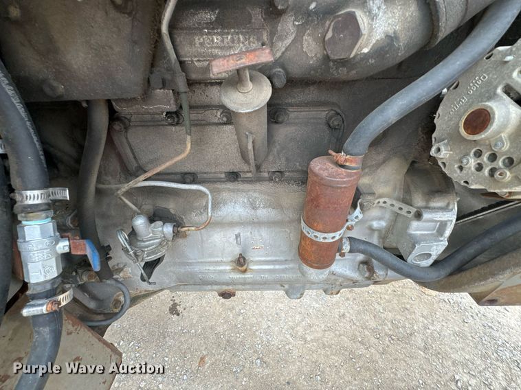 image for item OD9889 1976 Massey Ferguson 1085  tractor