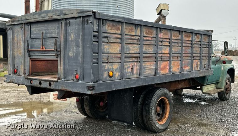 image for item OD9892 1963 Chevrolet C60  grain truck