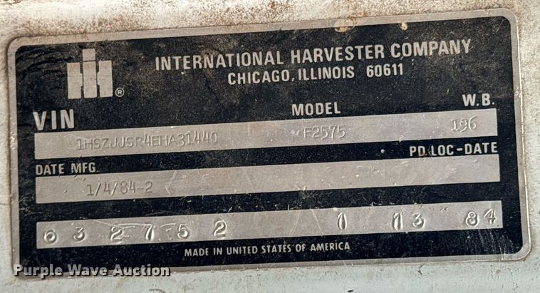 image for item OD9893 1984 International F2575  feed delivery truck