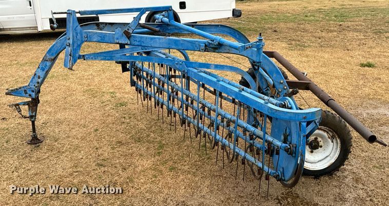 image for item OD9898 Ford 513  hay rake