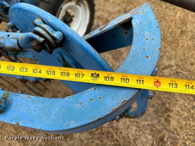 image for item OD9898 Ford 513  hay rake