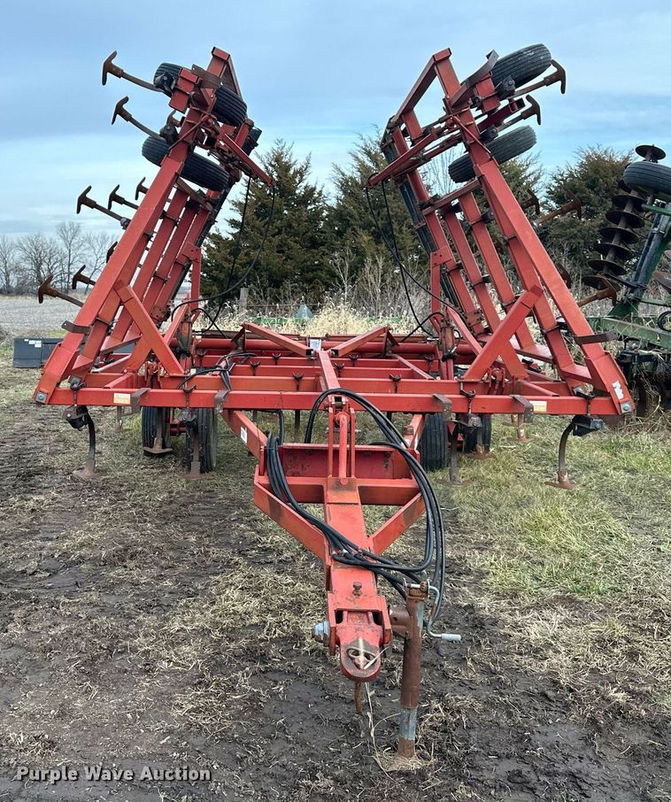 image for item OF9215 Case IH 4800  field cultivator