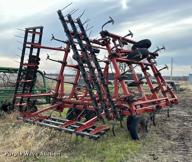 image for item OF9215 Case IH 4800  field cultivator