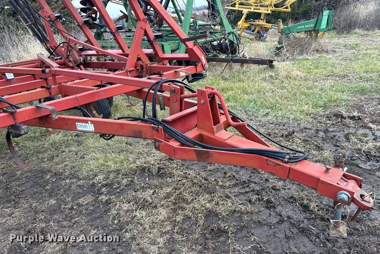 image for item OF9215 Case IH 4800  field cultivator