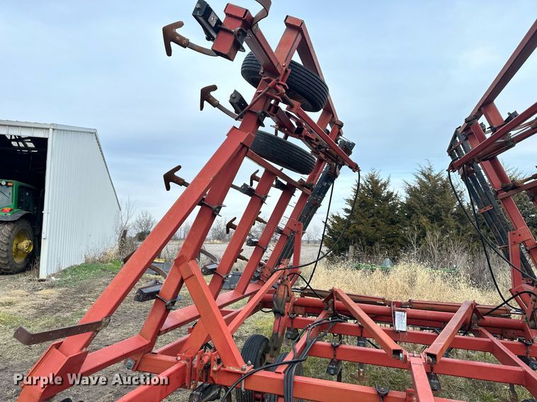 image for item OF9215 Case IH 4800  field cultivator
