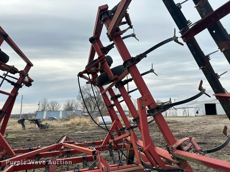 image for item OF9215 Case IH 4800  field cultivator