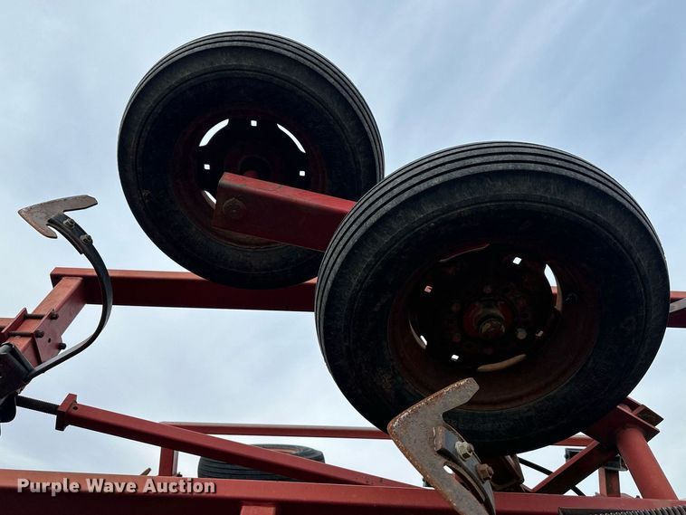 image for item OF9215 Case IH 4800  field cultivator