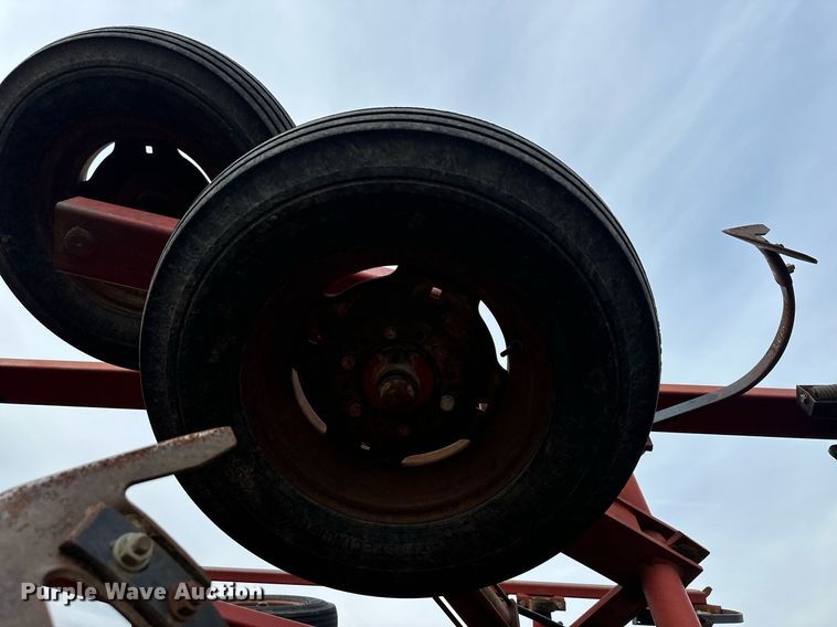 image for item OF9215 Case IH 4800  field cultivator