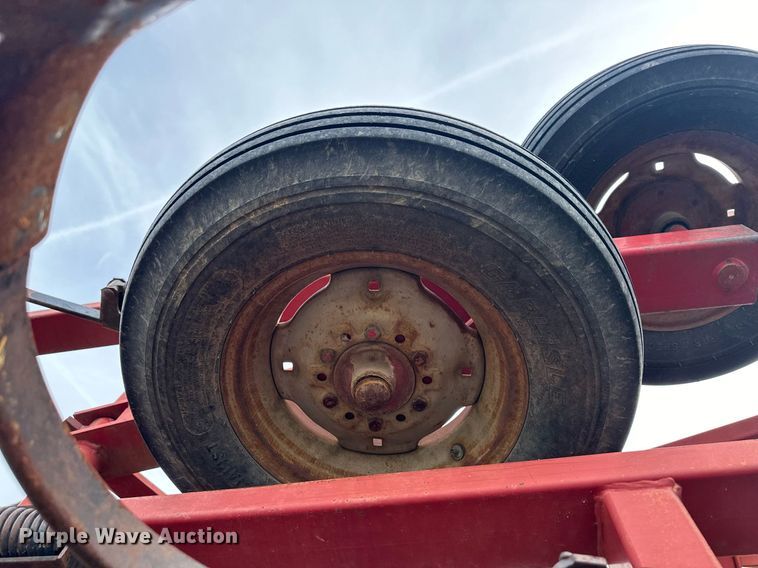 image for item OF9215 Case IH 4800  field cultivator