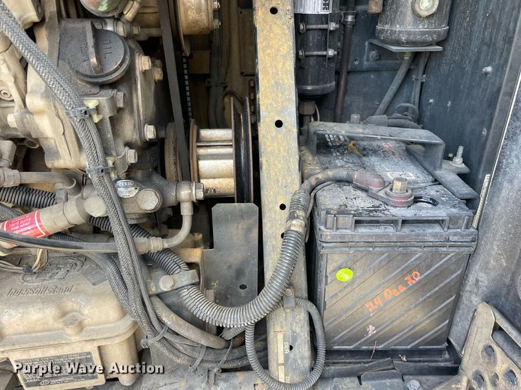 image for item DP0214 2012 Utility VS2RA  refrigerated van trailer