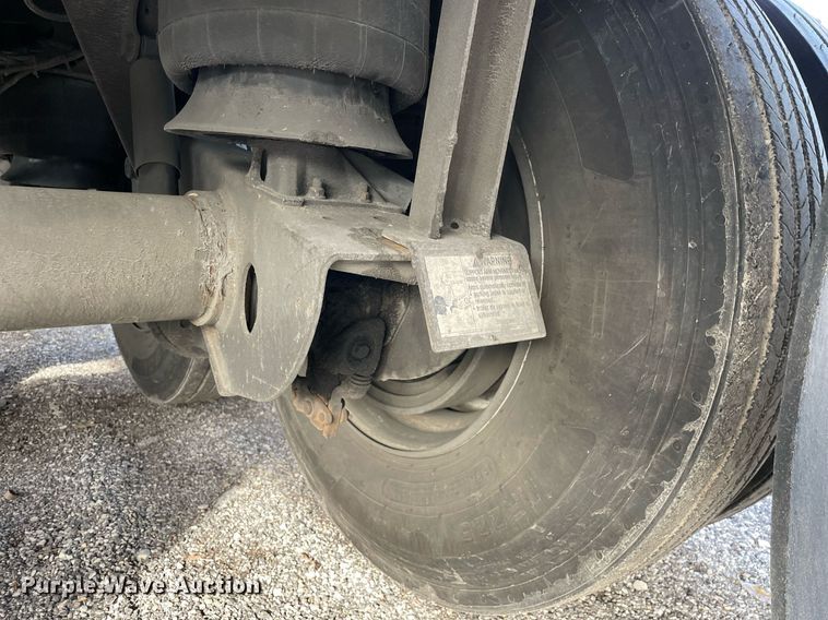 image for item DP0214 2012 Utility VS2RA  refrigerated van trailer